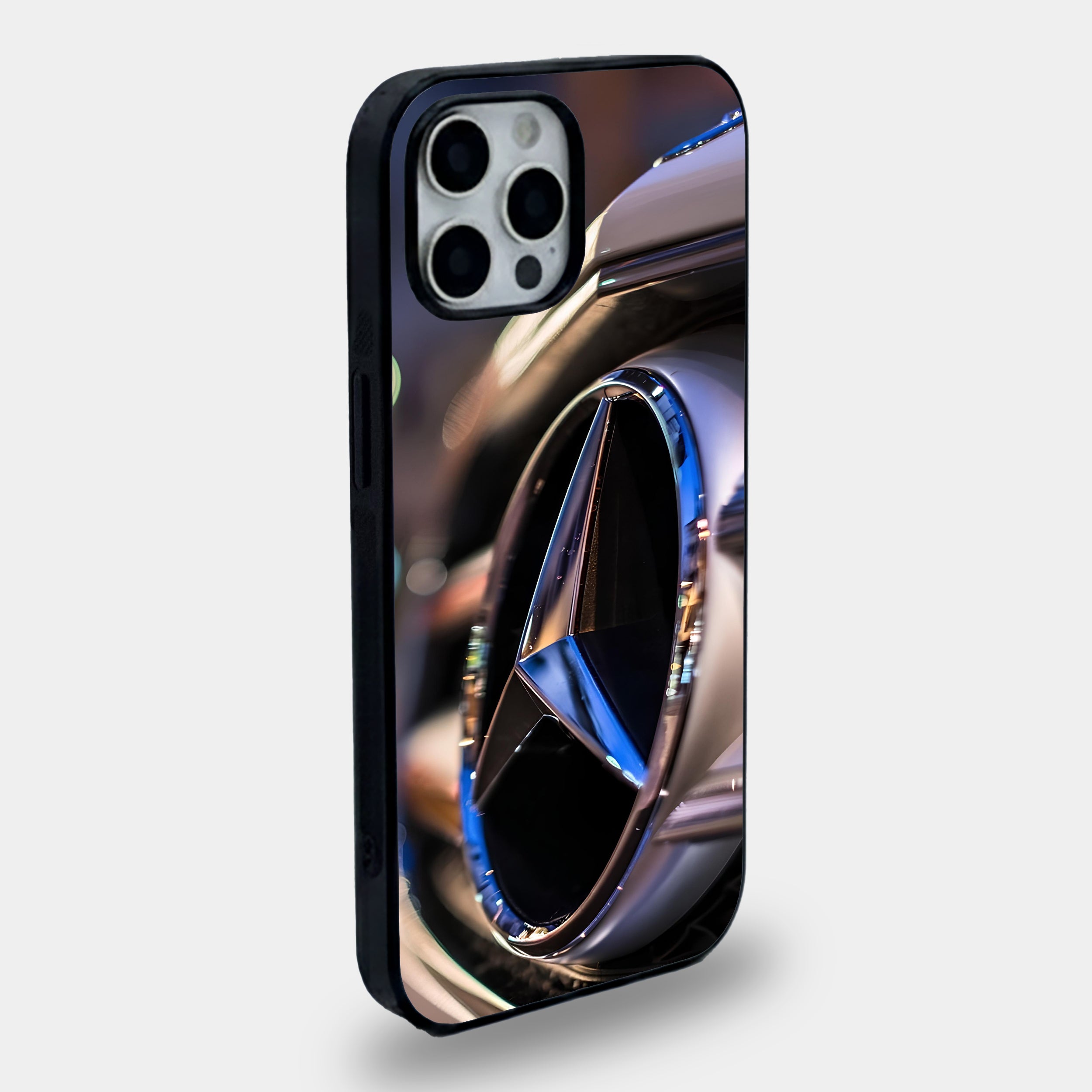 Chrome Mercedes Emblem Close Case